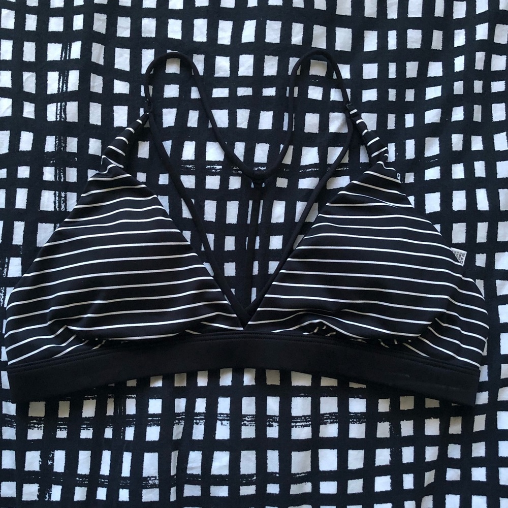 VS sports bra